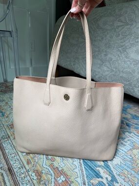 Tory Burch Perry Leather Tote in Light Pink with Gold Logo